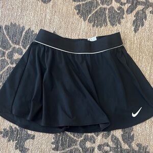 Nike Women's Black tennis/Skater Skirt
